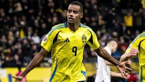 Alexander Isak Masuk Tim Nasional Swedia di Tengah Pembicaraan Transfer Liverpool