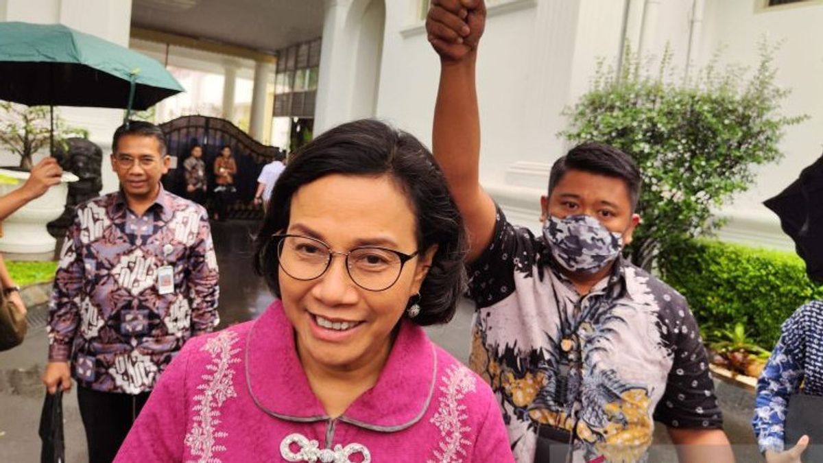 Sri Mulyani rejette le cabinet de Jokowi : C'est du travail, je travaille