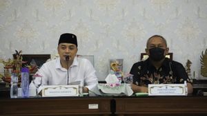 Wali Kota Surabaya: Staf Kelurahan-Kecamatan Jangan Cuma Kerja di Meja, Turun ke Lapangan