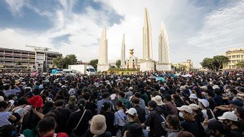 泰国的聚会禁令没有使反政府示威者感到恐惧
