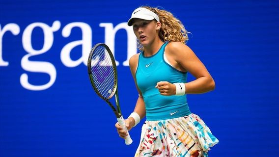 جاكرتا – تعود لاعبة التنس الشابة ميرا أندريفا إلى بطولة أستراليا المفتوحة 2024