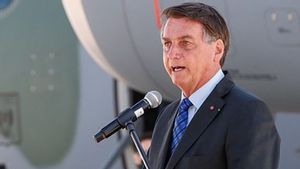 Presiden Brasil Bolsonaro Temui Menkes Eduardo Pazuello yang Positif COVID-19 Tanpa Masker