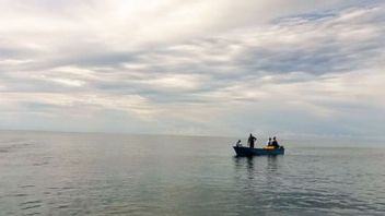 مفقودين لمدة يومين في بحر آرو ، و 4 غواصين و 1 القبطان الطويل الذي عثر عليه آمنا