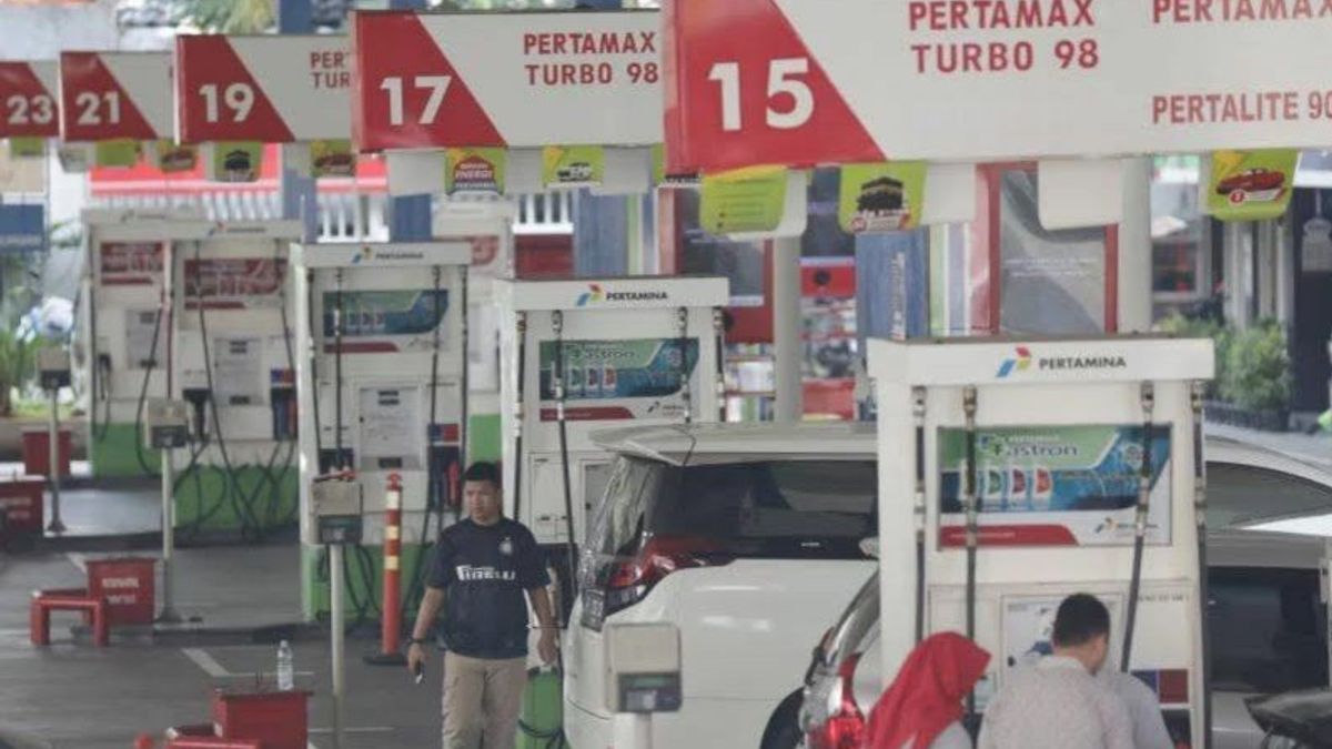 Dozens Of People Damaged To Gas Stations At Jalan Magelang Sleman And Aniaya Officers