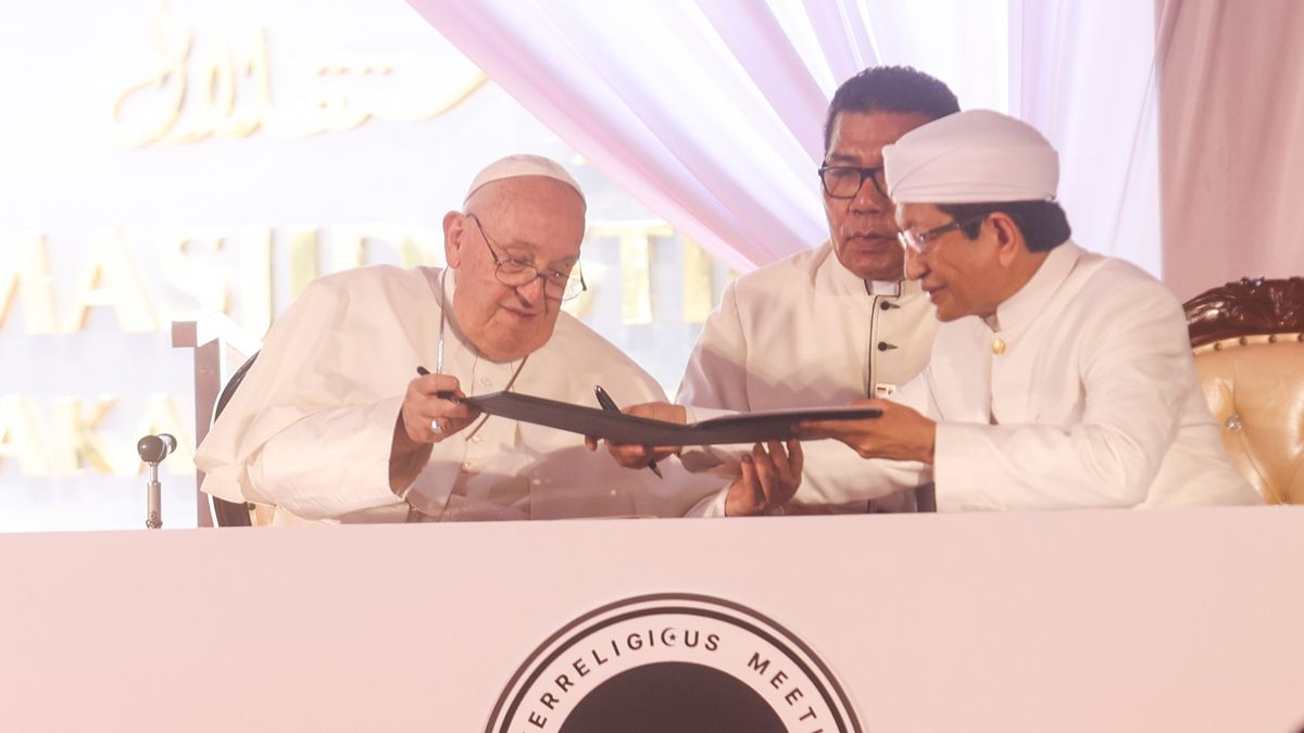 Le pape François et le grandparent d'Istiqlal signent une déclaration commune à l'archevêque de Melbourne : C'est très important