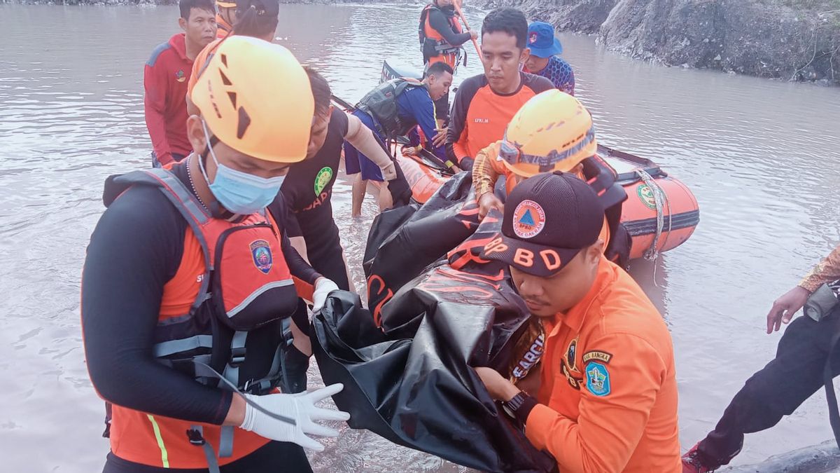 The SAR Team For The Evacuation Of A 9-year-old Boy Who DIEd In Cuba, Bekas Tambang Timah