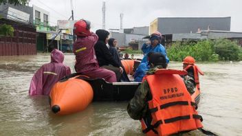 マカッサルの6つの地区から3,206人が洪水の影響を受ける