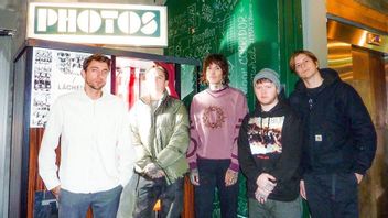 Bring Me The Horizon Rilis Single Kejutan <i>AmEN!</i>