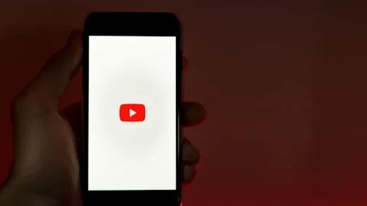 YouTube For Android TV Launches Screen "Who's Watching" To Make It Easy For Users To Switch Accounts