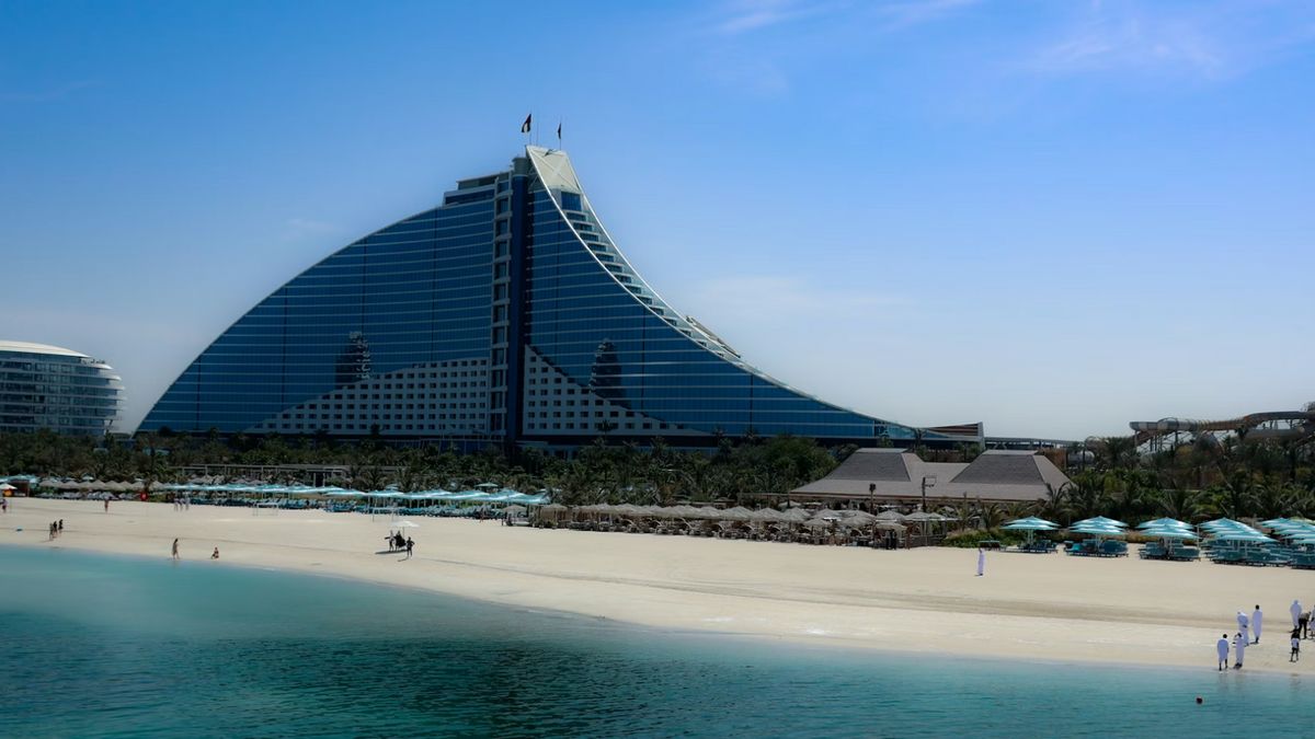 Harga Inap Hotel di UEA Anjlok hingga 75 Persen Akibat Konflik Kawasan