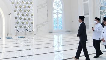佐科威为拥有现代经典设计的At-Thohir Depok清真寺揭幕：愿它成为兄弟关系的阴凉之地