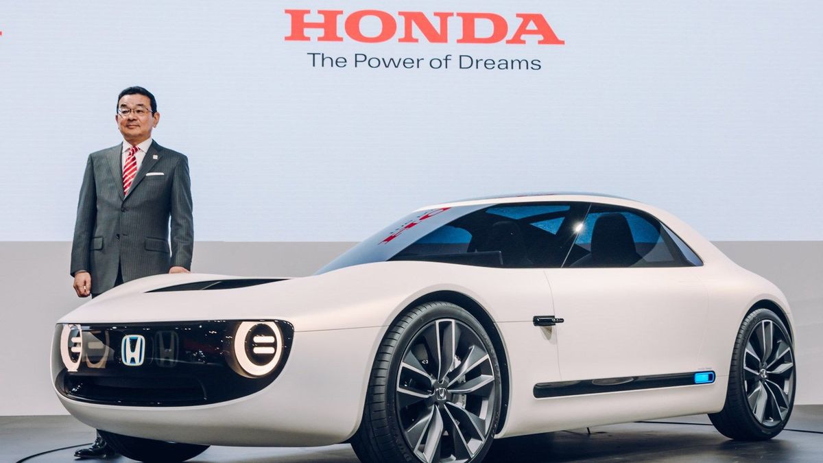 <i>Bye</i> Tesla! Honda Siap Kembangkan Mobil Listrik di Indonesia