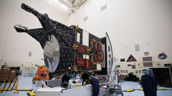 Psyche's Spaceship Prepares To Launch To A Unique Asteroid Full Of Metal