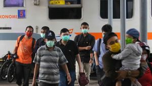 Akhir Libur Panjang, Penumpang Kereta Api ke Jakarta Masih Padat Hingga Besok