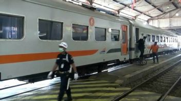 Pas D’augmentation Du Nombre De Passagers Des Trains En Provenance De Jakarta Avant Que Le Retour à La Maison Ne Soit Interdit, Les Départs étaient Normaux