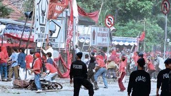 أحداث 27 يوليو 1996: كوداتولي، التاريخ المظلم للديمقراطية في الجمهورية