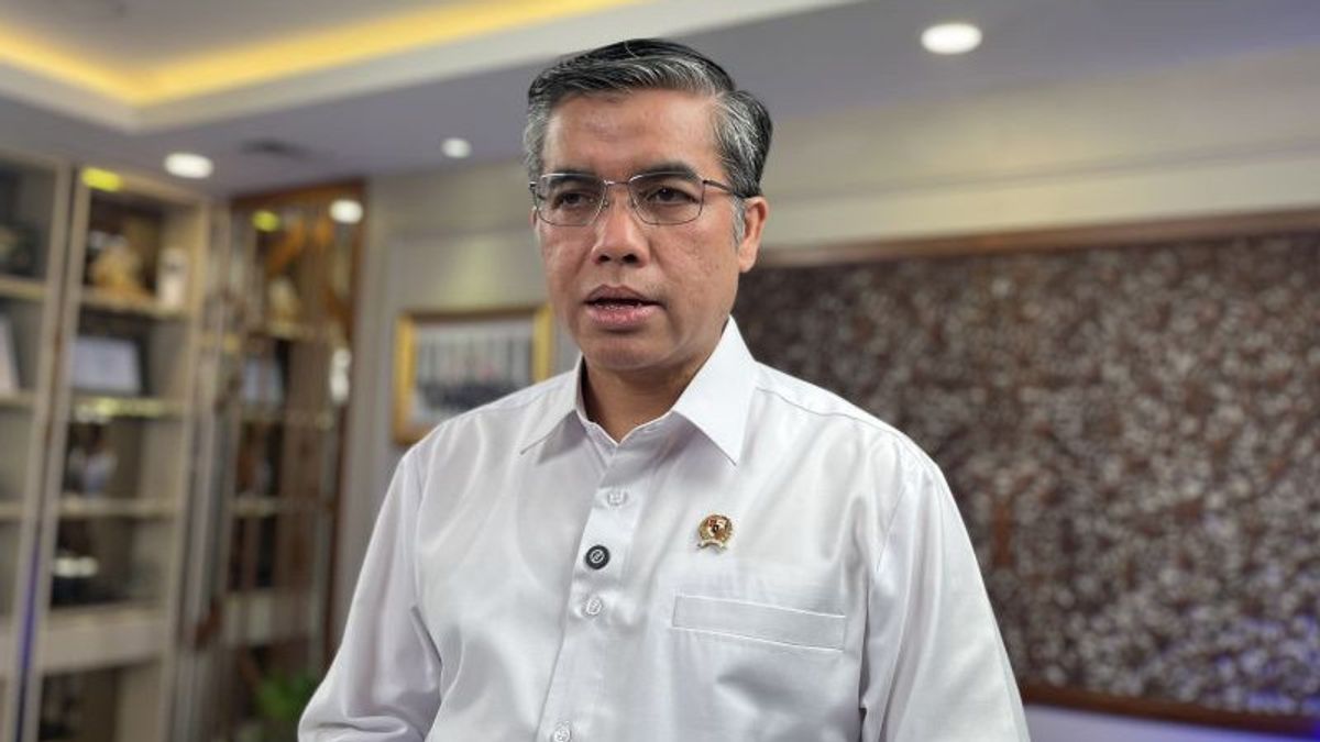 Menaker Ingatkan Industri Patuhi Aturan Pemberian THR