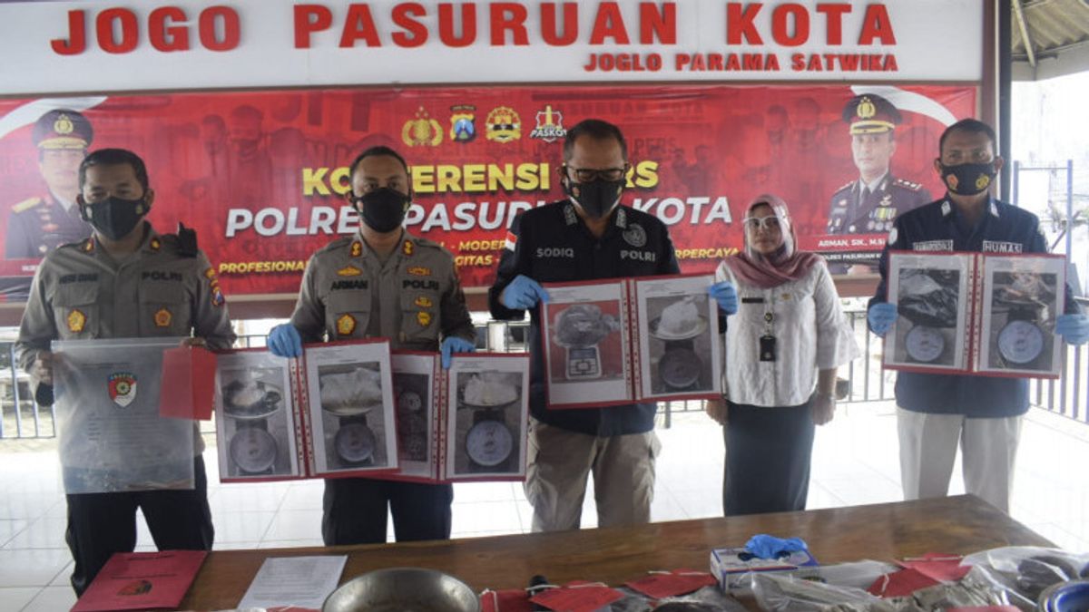 4 Personnes Soupçonnées Dans L’affaire Bondet Fish Bomb Qui A Tué 2 Résidents De Pasuruan