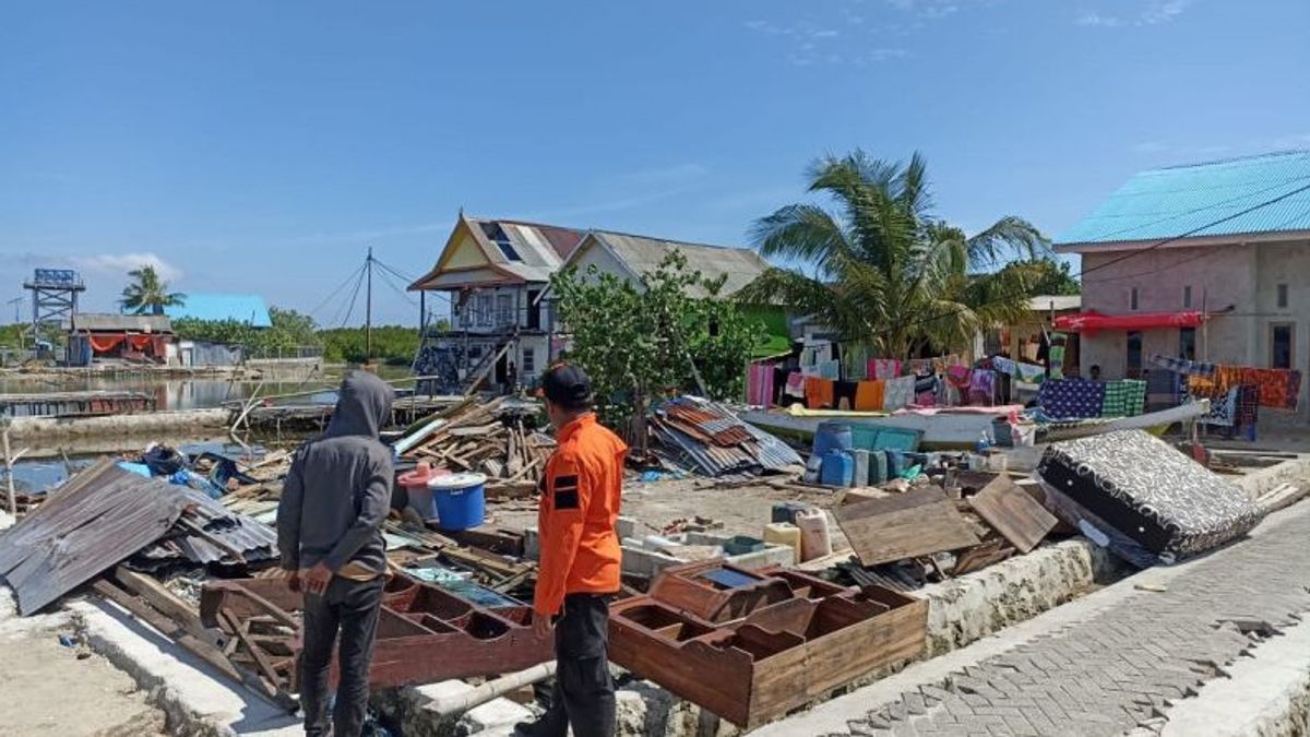 Angin Puting Beliung Rusak 38 Rumah di Kabupaten Takalar, BNPB Imbau Masyarakat untuk Waspada