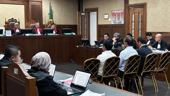 Pertamina腐败案的目击者表示,他正在与PT Tangki Merak合作,以加强燃料库存