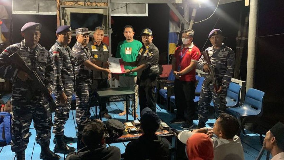 在“Tikus”港口拦截，10名非法PMI候选人的印度尼西亚公民被长海峡移民局拘留