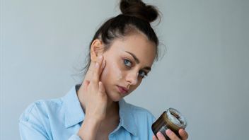 30歳からのシミのためのスキンケア、これら6つの活性成分を含むものを選択する