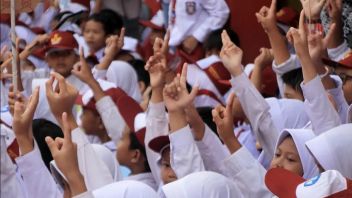 4,932 Students In Jakarta Start To Feel Free Private School Trials
