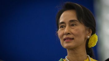 Myanmar Military Regime Sentences 4 Years In Prison To Aung San Suu Kyi And President Win Myint
