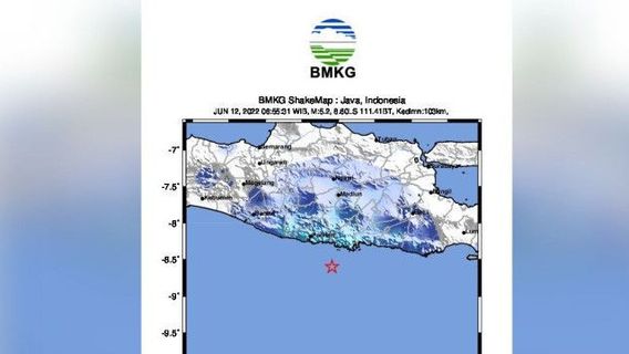 زلزال بقوة 5.2 درجة يهز ترنغغاليك ، BMKG: لا توجد تقارير عن الأضرار حتى الآن