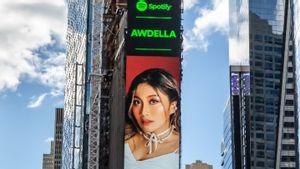Becoming An Ambassador Of Spotify EQUAL Indonesia, Awdella's Face Is Opportunized In New York Times Square