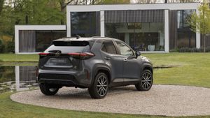 Lebih Elegan, Toyota Resmi Ungkap Wajah Baru Yaris Cross Hybrid untuk Pasar Eropa
