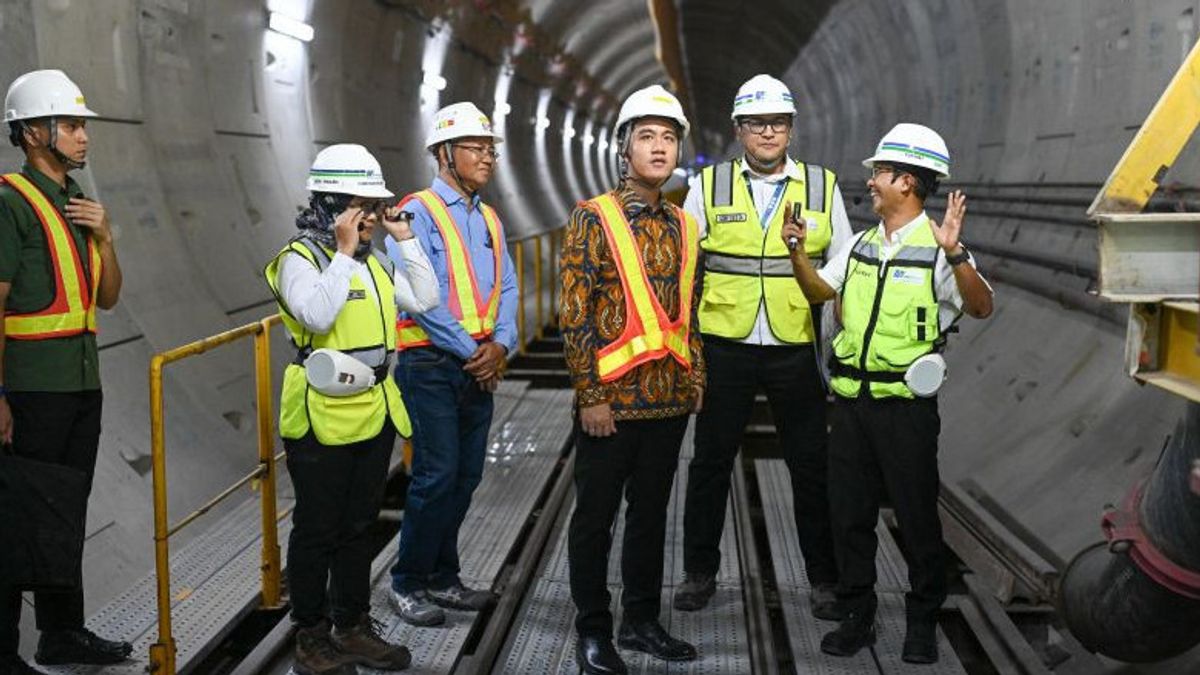 Gibran Wanti-wanti, phase 2A du projet de MRT Jakarta doit être conforme au calendrier