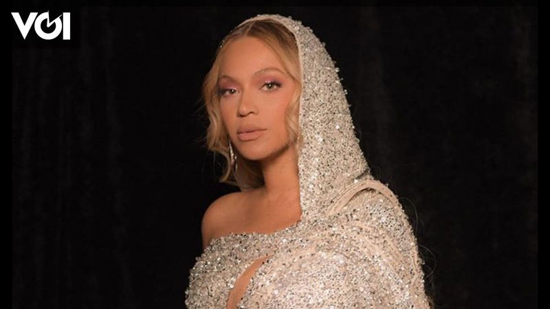 There Are Allegations Of Sexual Harassment, Beyoncé Voices Love For Lizzo