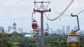 今週末の休日に合計15,000人のTMII観光客が集まります