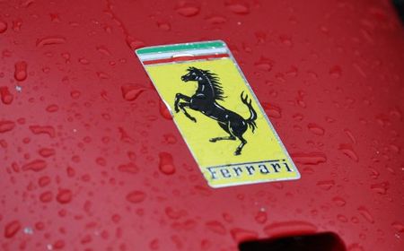 Produksi Ferrari di 2030 Bakal Didominasi Mobil Listrik dan Hibrida