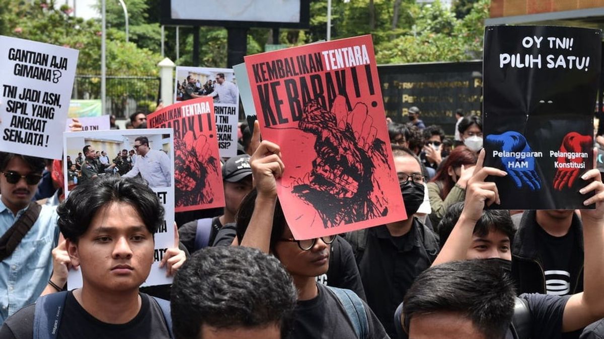 Fenomena TNI Masuk Kampus, Menghidupkan Kembali Pola Orde Baru