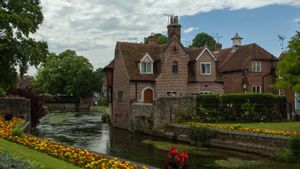 10 Desa Terindah di Dunia Versi Forbes, Indonesia Masuk Daftar?