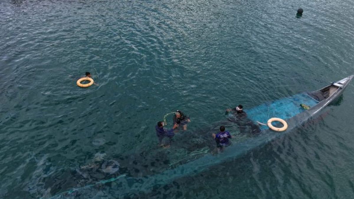 Kemenhut-Polri Baku Tembak dengan Pemburu Satwa Liar di TN Komodo