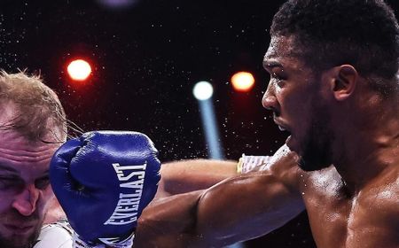 Anthony Joshua Hentikan Otto Wallin Hanya Lima Ronde