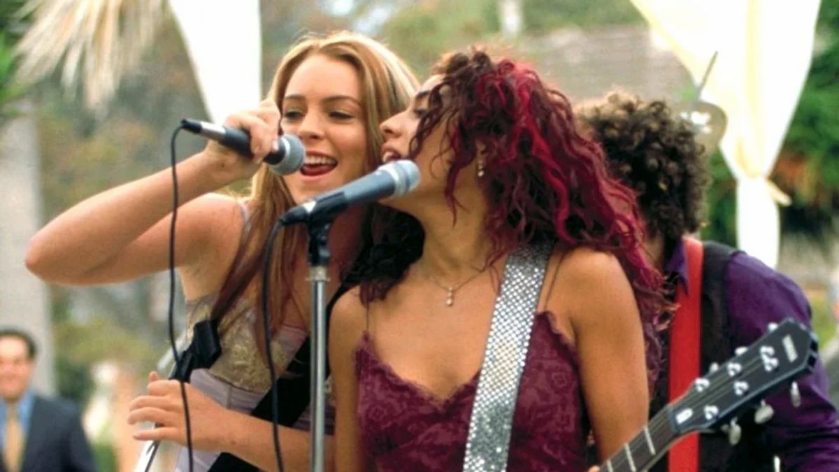 Lindsay Lohan Confirms Pink Slip Band Is Back In Sequel