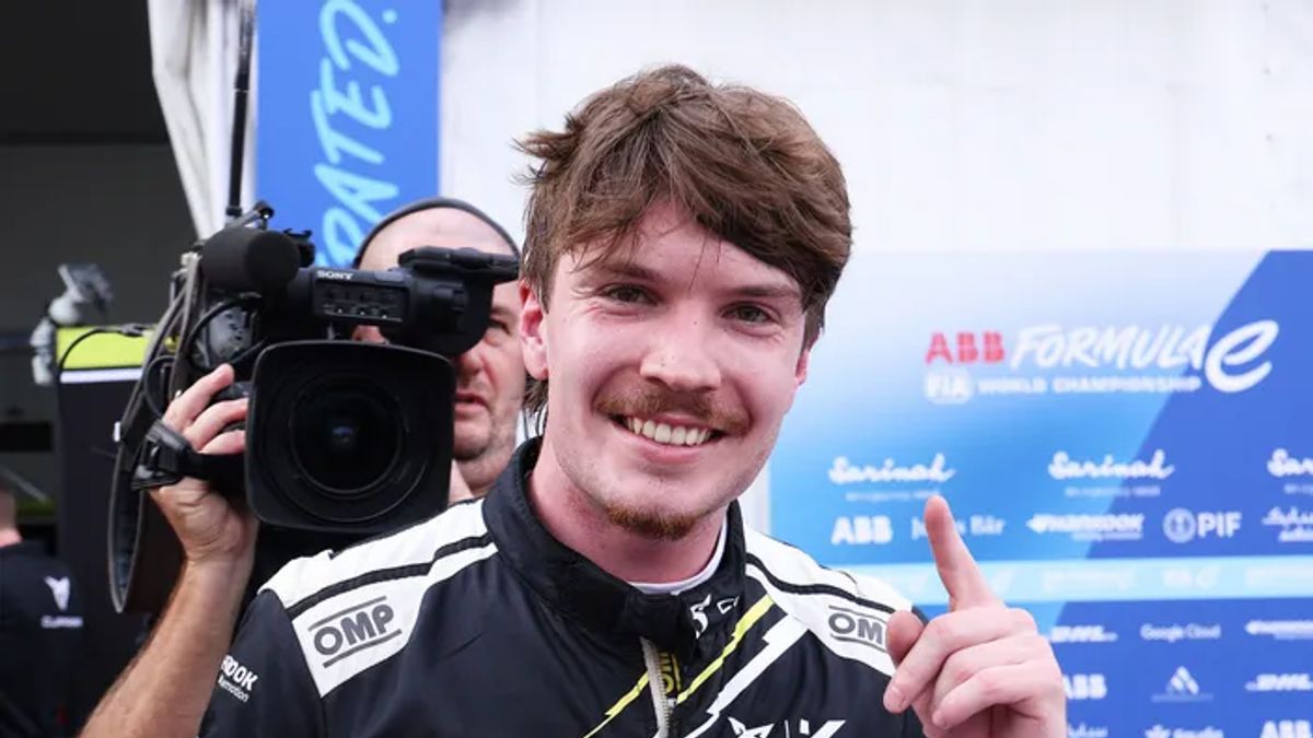 Dan Ticktum Podium 1 in Formula E Jakarta 2025