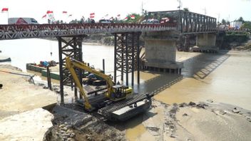 Le pont de Krueng Tingkeum à Aceh, interrompu par les inondations, sera bientôt construit de manière permanente