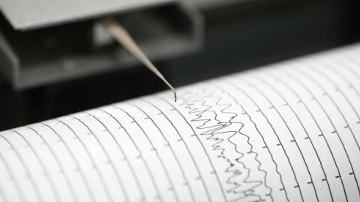 地震M 5.0バンドン、BPBDパラシュート1,000ボランティアデータ被害の影響カンジュール