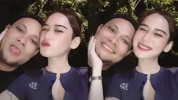 Luna Alhamdy Putri photo amicale avec Virgoun