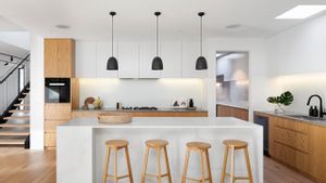 Jangan Asal Pilih, Kenali 5 Tips Membeli Lemari Dapur yang Tepat untuk Rumah Minimalis