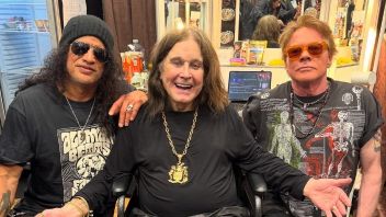 Ozzy Osbourne rencontre Axl Rose pour la première fois au concert d'admission de Black Sabbath