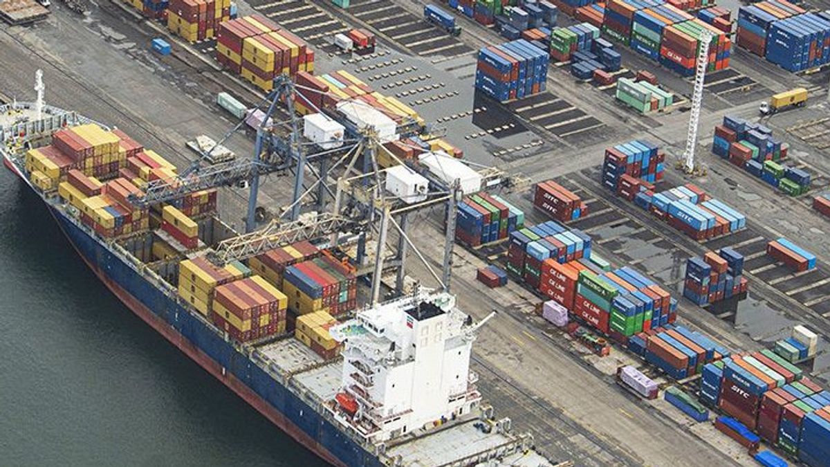 Ekspor Komoditas Nonmigas yang Melewati Pelabuhan Samarinda Mencapai Rp107,7 Triliun pada Januari-September 2022