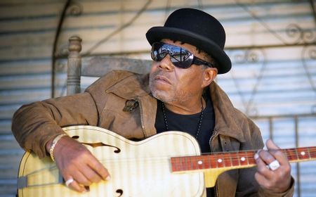 Tito Jackson dari The Jackson 5 Meninggal Dunia akibat Serangan Jantung