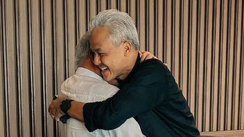 Psychology Expert Reveals The Meaning Of Minister Basuki's Tears In Ganjar's Hug