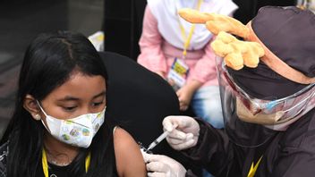 ジョコウィさん!ジャカルタの19〜6歳の子供向けのCOVID-11ワクチンの在庫が空であることが判明